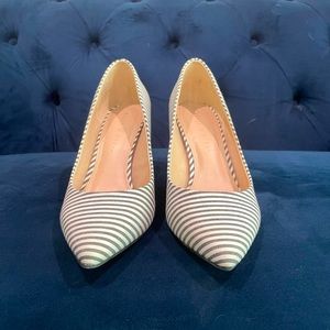 Kelly & Katie striped heel ADORABLE and COMFY